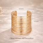 Pulsera Dorada en Forma de C