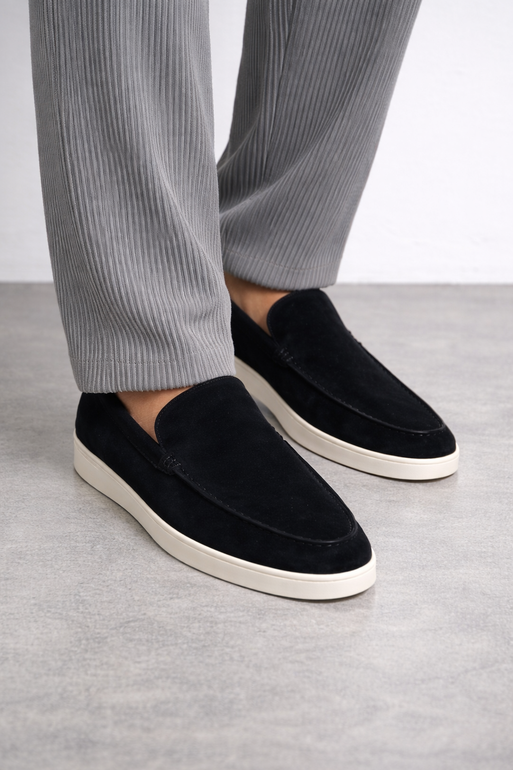 LEO™ | Elegantes mocasines de ante