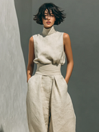 Nuria | Conjunto minimalista de blusa sin mangas