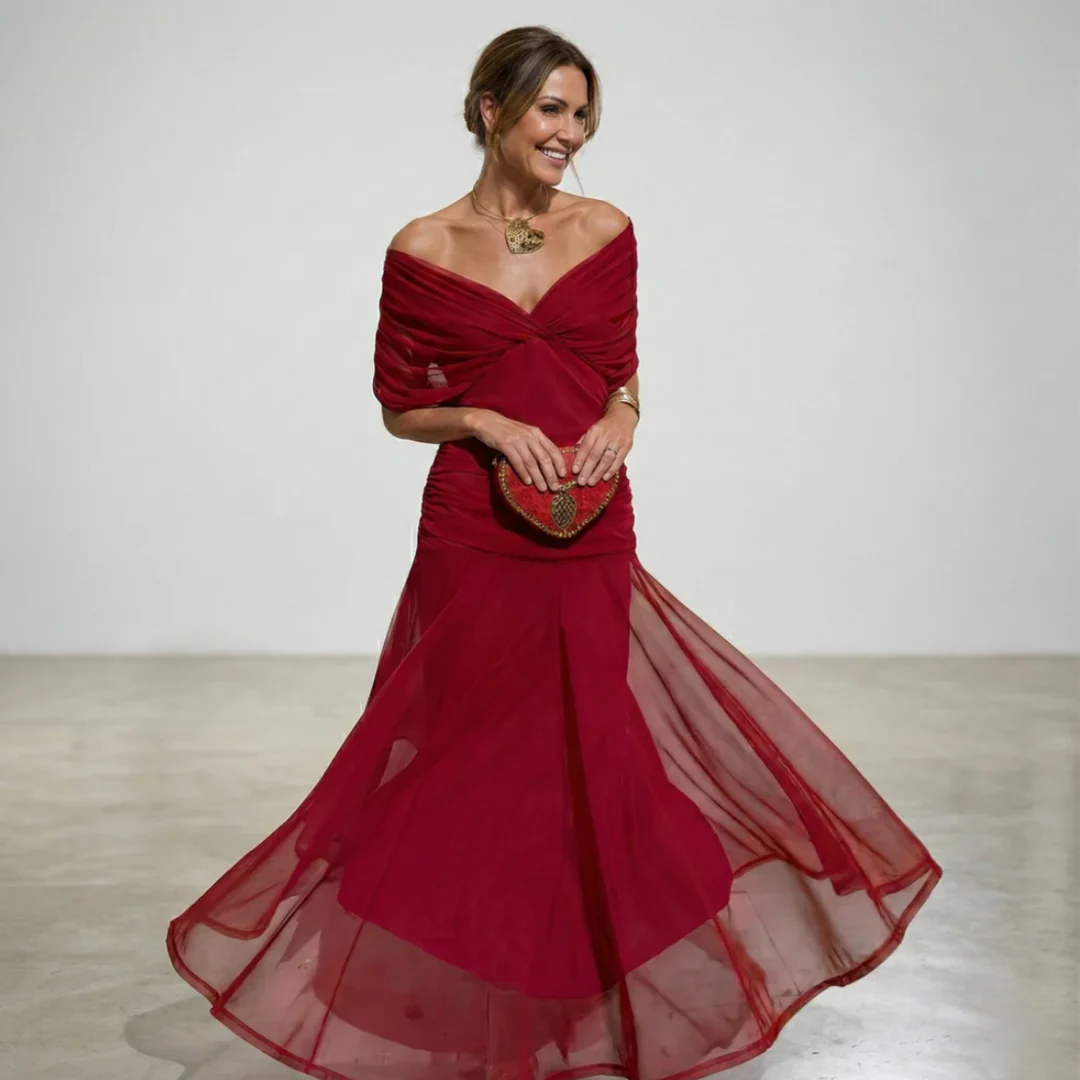 Luisa™ | Elegante vestido largo con escote en V que realza la silueta