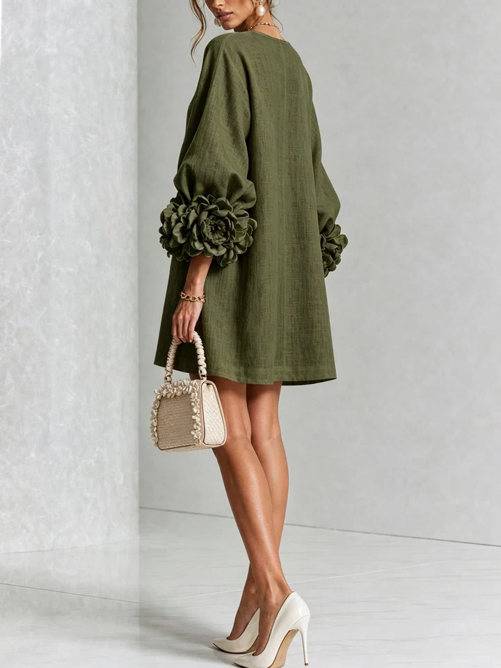 LOLA | MINIVESTIDO CON ESTAMPADO FLORAL Y CIERRE DE BOTONES