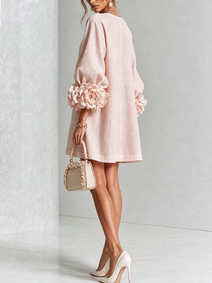 LOLA | MINIVESTIDO CON ESTAMPADO FLORAL Y CIERRE DE BOTONES