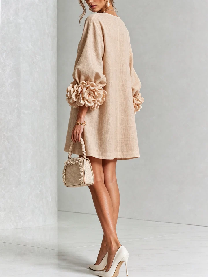 LOLA | MINIVESTIDO CON ESTAMPADO FLORAL Y CIERRE DE BOTONES