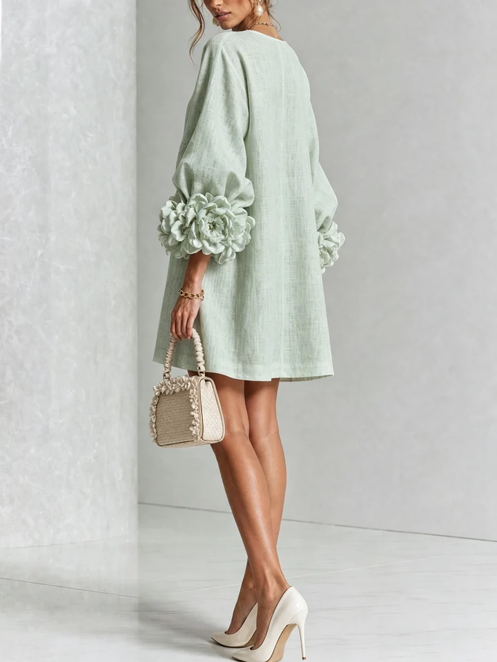 LOLA | MINIVESTIDO CON ESTAMPADO FLORAL Y CIERRE DE BOTONES