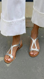 LUCIA| SANDALIAS DORADAS SOL DE VERANO