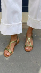 LUCIA| SANDALIAS DORADAS SOL DE VERANO