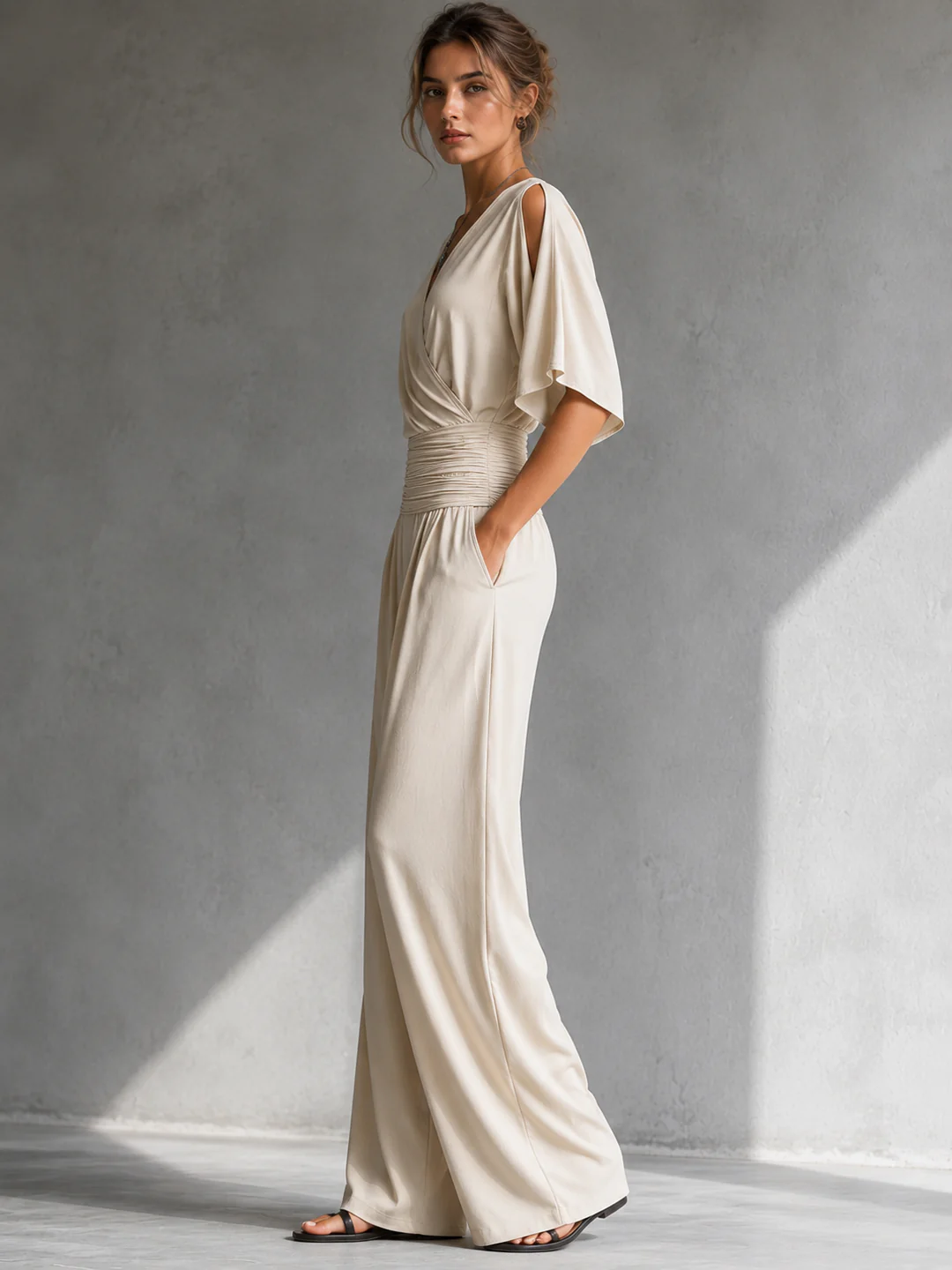 Alia | Elegante conjunto con efecto cruzado y piernas anchas