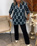 NORA | Blusa favorecedora con un elegante estampado
