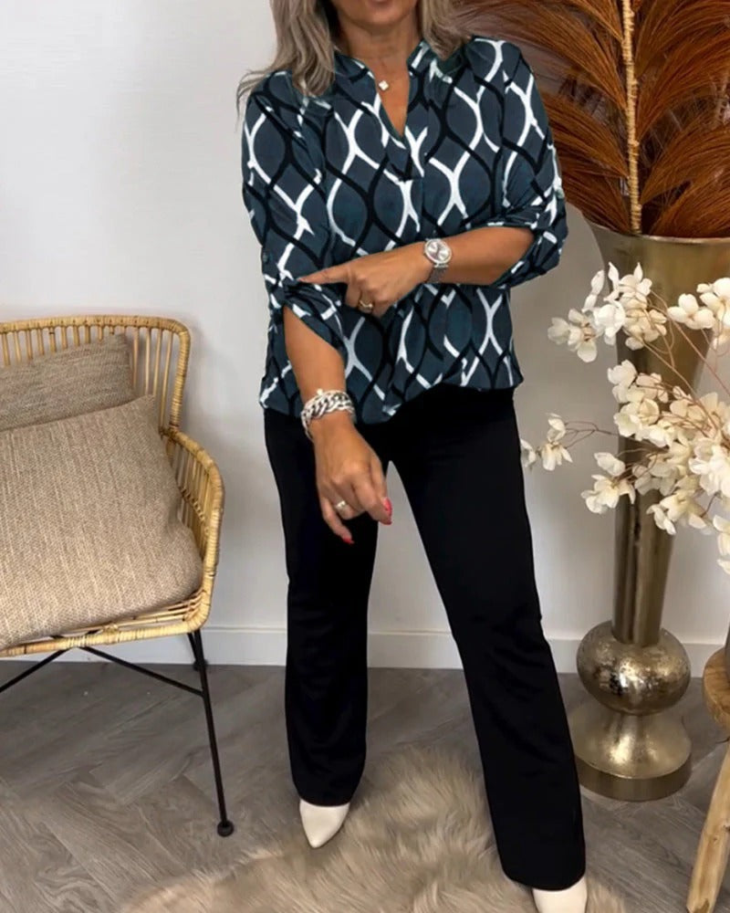 NORA | Blusa favorecedora con un elegante estampado